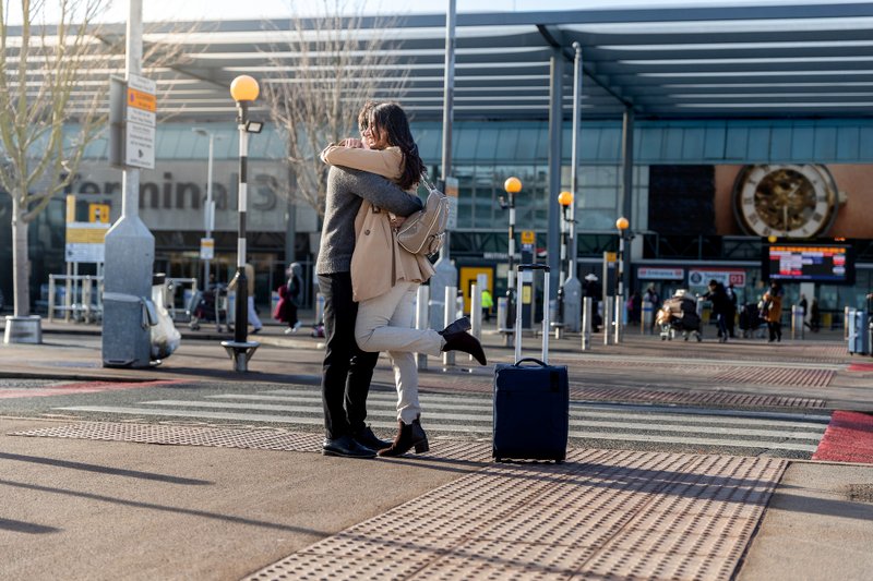 Taxi naar Eindhoven Airport-Tilburg 013